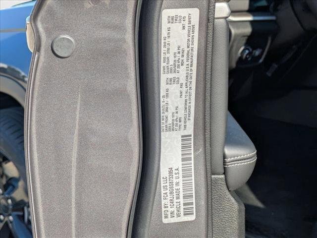 new 2025 Jeep Grand Cherokee L car, priced at $45,041