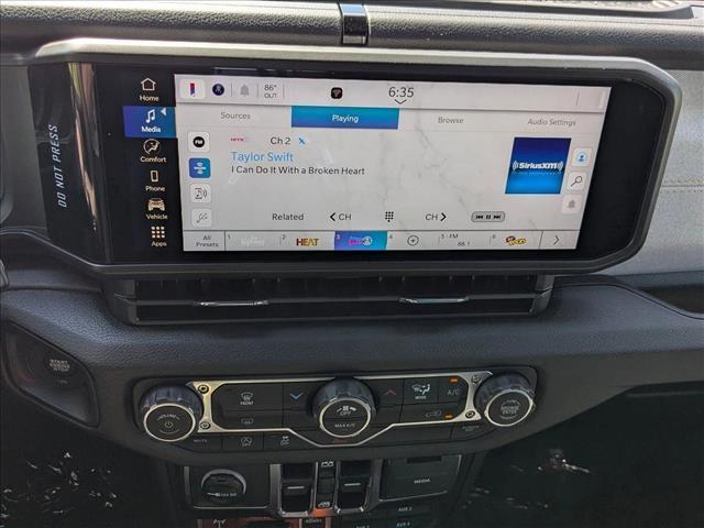 new 2025 Jeep Wrangler car, priced at $45,991