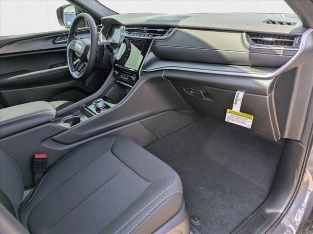 new 2025 Jeep Grand Cherokee L car, priced at $33,919