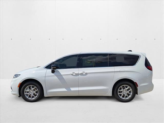 new 2026 Chrysler Pacifica car, priced at $37,991