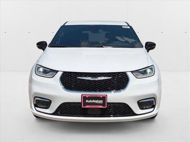 new 2026 Chrysler Pacifica car, priced at $37,991