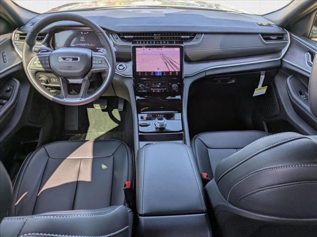 new 2025 Jeep Grand Cherokee L car, priced at $47,001