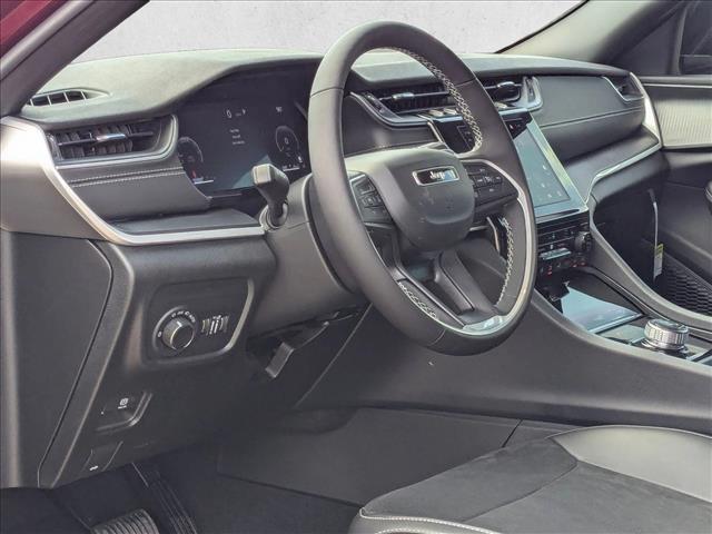 new 2025 Jeep Grand Cherokee car, priced at $38,835