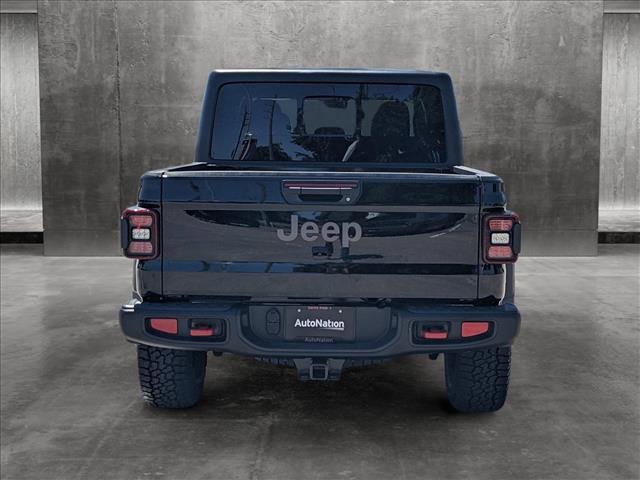 new 2024 Jeep Gladiator car, priced at $45,914