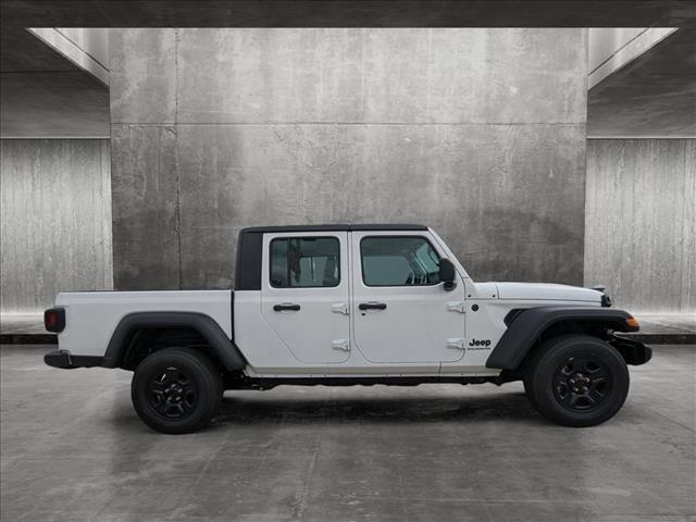 new 2024 Jeep Gladiator car, priced at $35,383