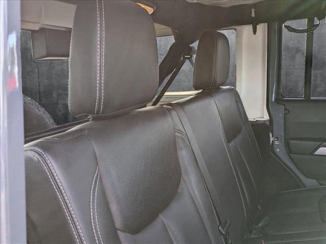 used 2015 Jeep Wrangler Unlimited car, priced at $20,998