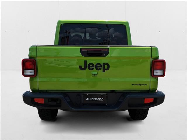 new 2025 Jeep Gladiator car, priced at $38,327