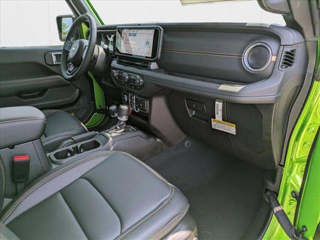 new 2025 Jeep Gladiator car, priced at $38,327