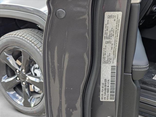 new 2025 Jeep Grand Cherokee car, priced at $44,741