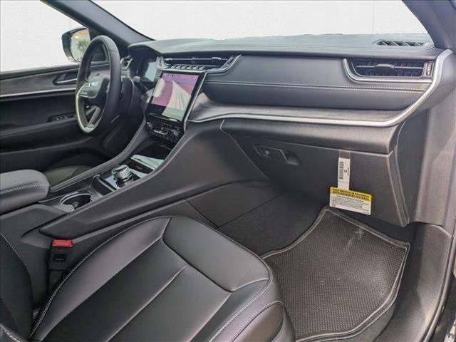 new 2025 Jeep Grand Cherokee L car, priced at $40,362