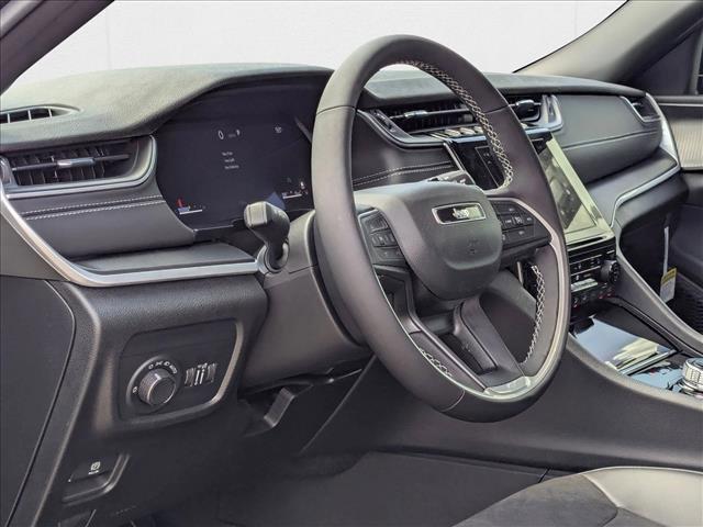 new 2025 Jeep Grand Cherokee L car, priced at $39,491