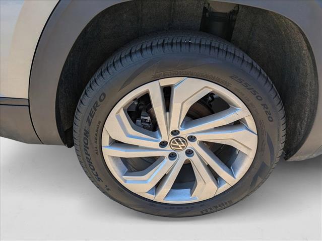 used 2020 Volkswagen Atlas Cross Sport car, priced at $25,898