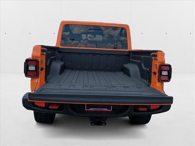 new 2025 Jeep Gladiator car, priced at $45,915