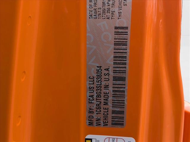 new 2025 Jeep Gladiator car, priced at $46,654