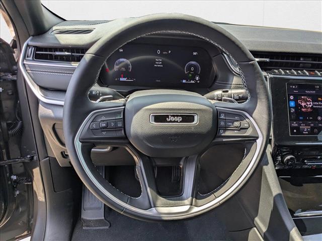 new 2025 Jeep Grand Cherokee car, priced at $33,484