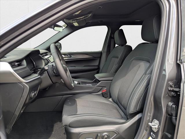 new 2025 Jeep Grand Cherokee L car, priced at $37,491