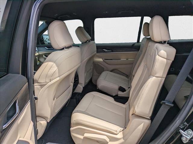 new 2025 Jeep Grand Cherokee L car, priced at $40,362