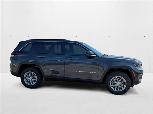 new 2025 Jeep Grand Cherokee car, priced at $33,484