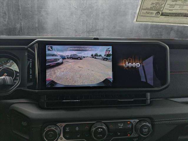 new 2025 Jeep Gladiator car, priced at $45,241