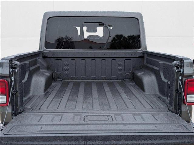 new 2025 Jeep Gladiator car, priced at $39,786