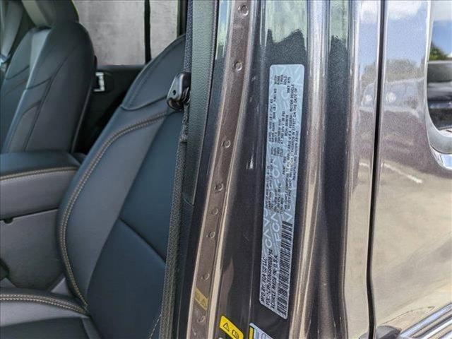 new 2025 Jeep Wrangler car, priced at $50,652