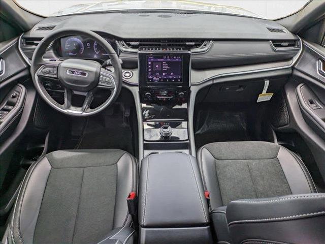 new 2025 Jeep Grand Cherokee L car, priced at $37,726