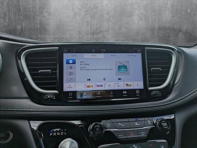new 2025 Chrysler Pacifica car, priced at $39,991