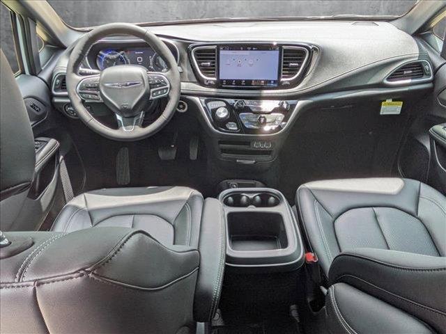 new 2025 Chrysler Pacifica car, priced at $39,991