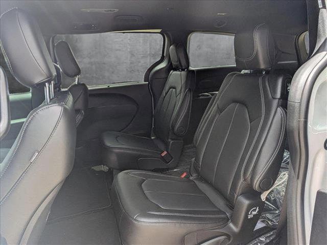new 2025 Chrysler Pacifica car, priced at $39,991