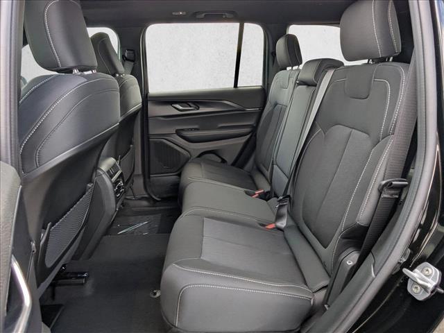 new 2025 Jeep Grand Cherokee car, priced at $34,047