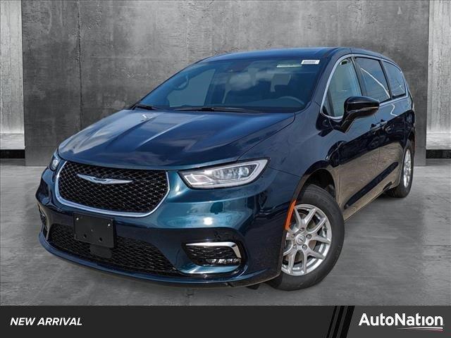 new 2025 Chrysler Pacifica car, priced at $38,991