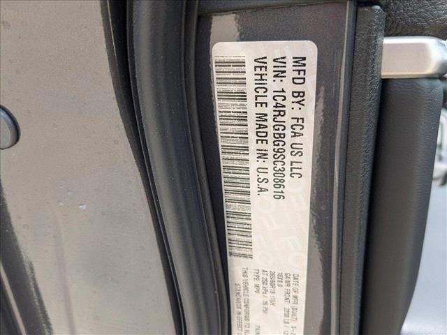 new 2025 Jeep Grand Cherokee car, priced at $40,546