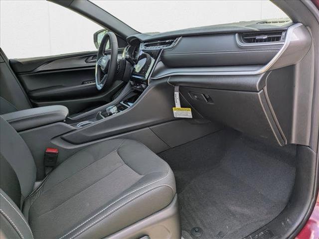 new 2025 Jeep Grand Cherokee car, priced at $35,533