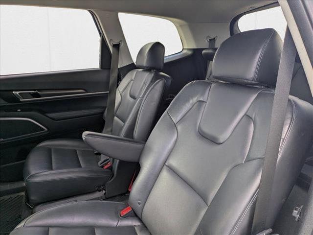 used 2024 Kia Telluride car, priced at $34,598
