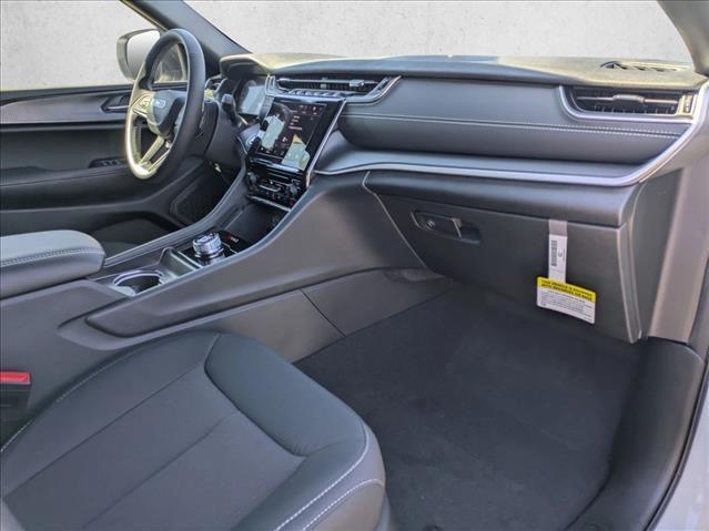 new 2025 Jeep Grand Cherokee car, priced at $35,429