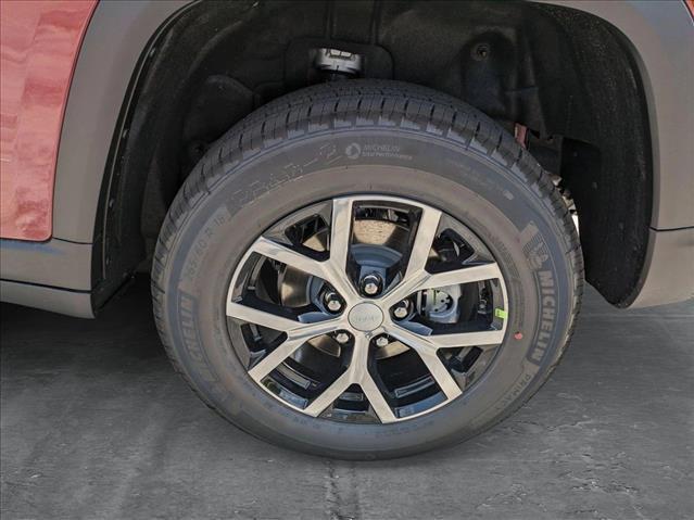 new 2025 Jeep Grand Cherokee car, priced at $39,991
