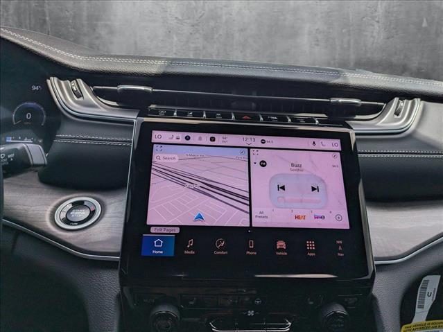 new 2025 Jeep Grand Cherokee car, priced at $39,991
