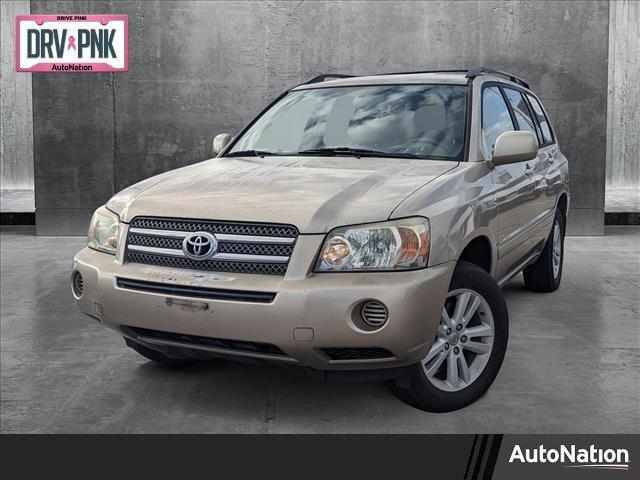 used 2006 Toyota Highlander Hybrid car, priced at $8,491