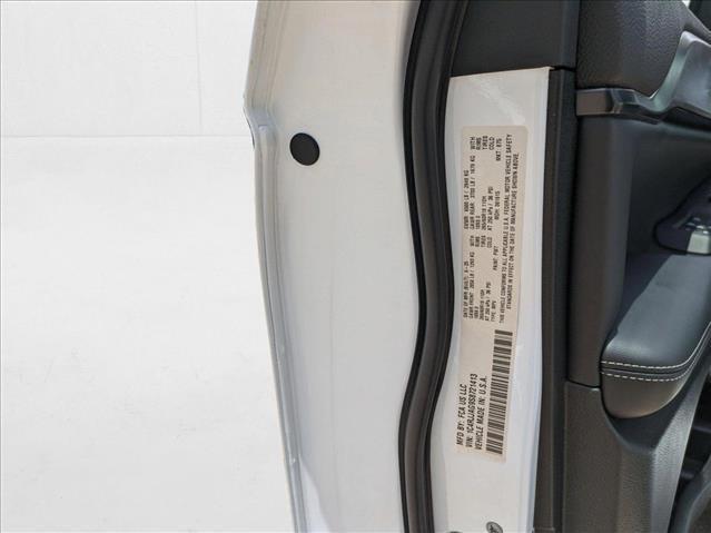 new 2025 Jeep Grand Cherokee L car, priced at $33,836