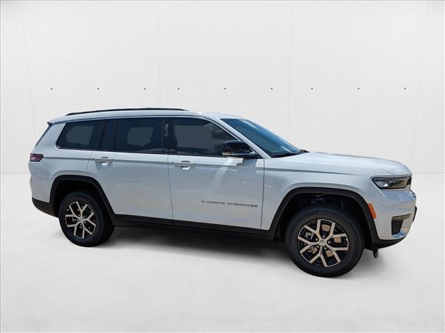 new 2025 Jeep Grand Cherokee L car, priced at $41,298