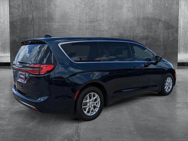 new 2025 Chrysler Pacifica car, priced at $39,991