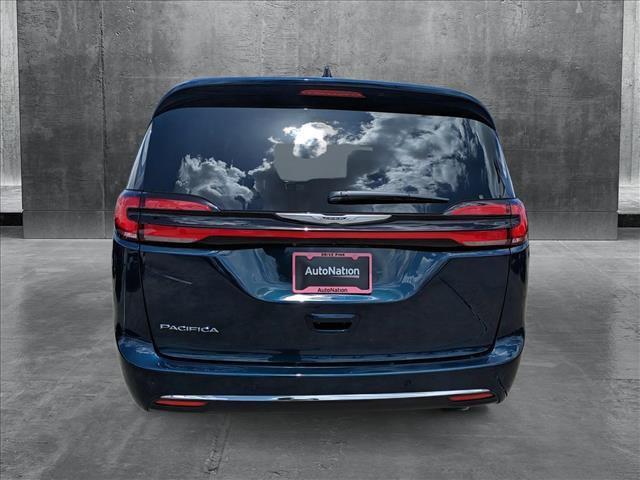 new 2025 Chrysler Pacifica car, priced at $39,991