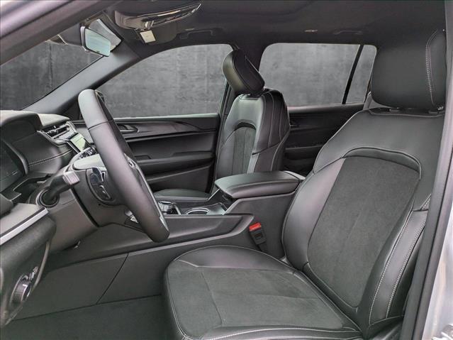 new 2025 Jeep Grand Cherokee L car, priced at $38,991