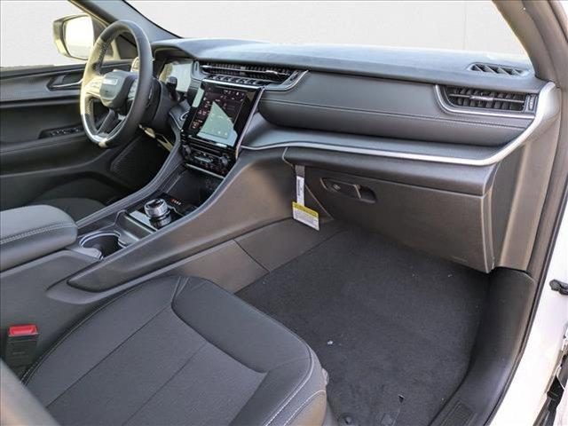 new 2025 Jeep Grand Cherokee car, priced at $33,429