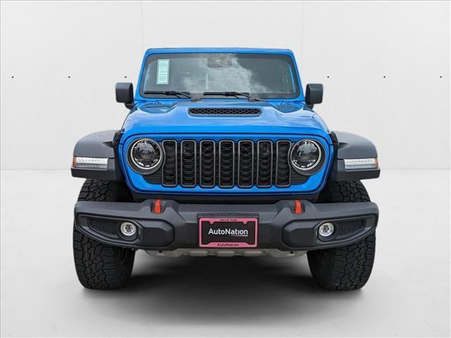 new 2025 Jeep Gladiator car, priced at $44,740