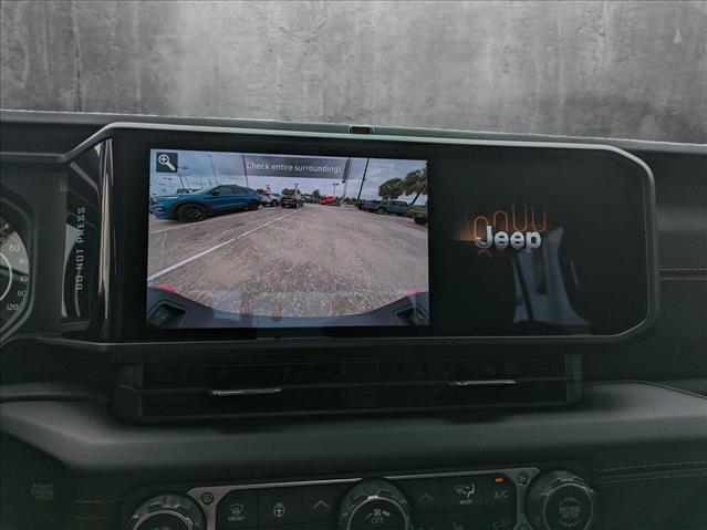 new 2025 Jeep Gladiator car, priced at $45,741