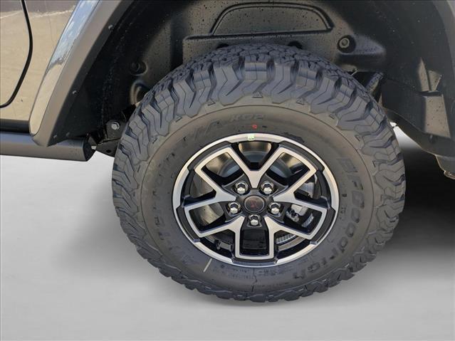 new 2025 Jeep Wrangler car, priced at $47,991