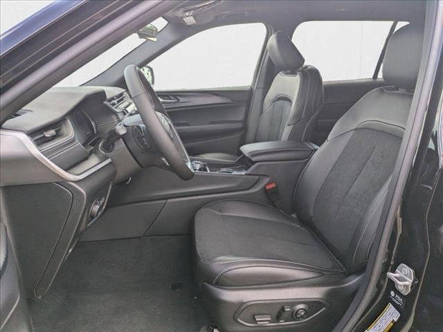 new 2025 Jeep Grand Cherokee L car, priced at $37,726