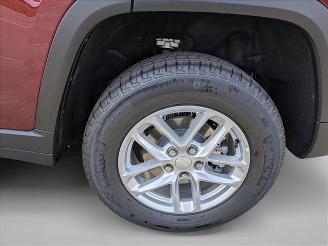 new 2025 Jeep Grand Cherokee car, priced at $35,609