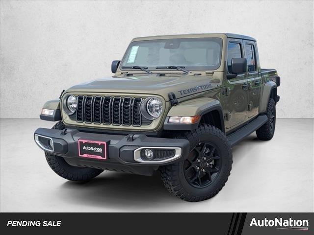 new 2025 Jeep Gladiator car, priced at $42,624